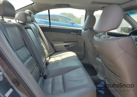 2009 Honda Accord Exl z USA, uszkodzony, nr VIN 1HGCP26869A054719